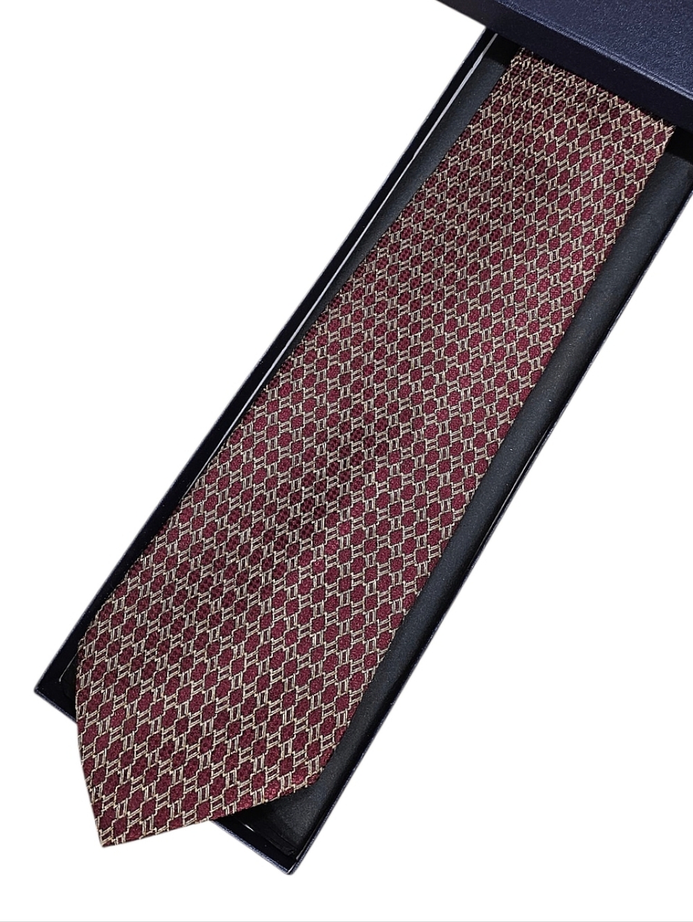CHLOE TIE - Picture 11 of 12
